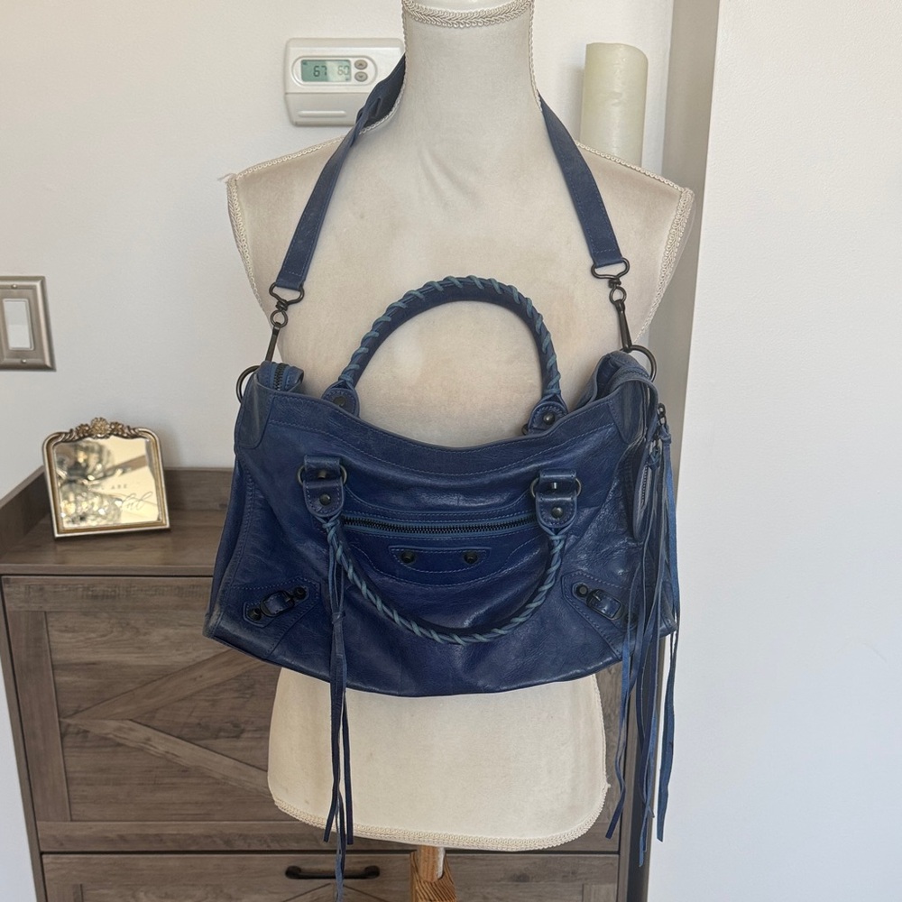 BALENCIAGA CLASSIC CITY FRINGED HANDBAG IN BLUE LEATHER 115748 - Picture 2 of 11